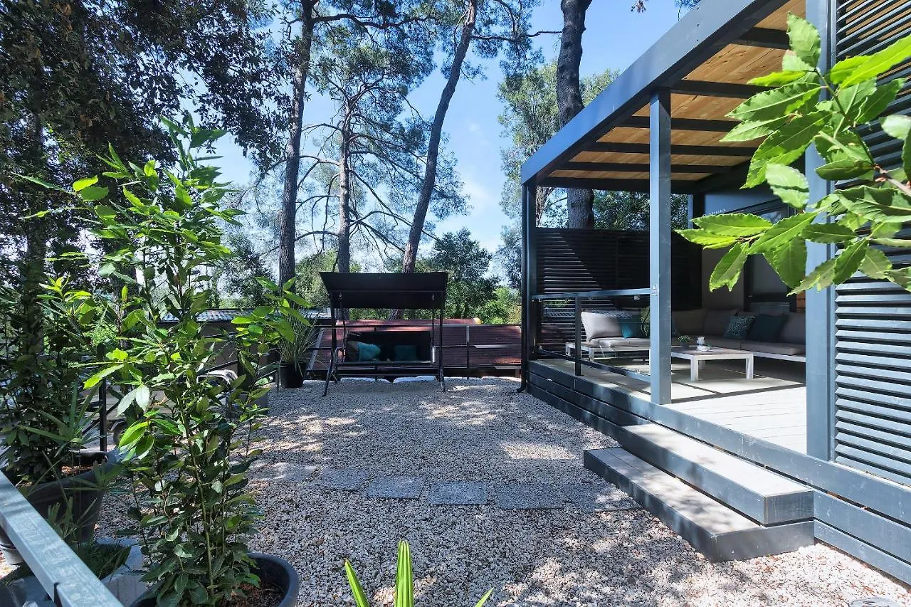 Total Escape Mobile Home Bianca Camp Porton Biondi Rovinj Croatia